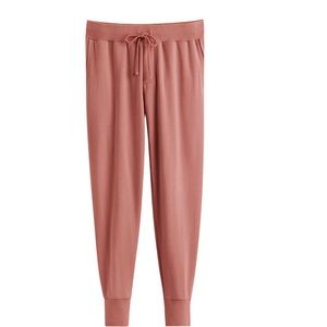 Cuyana jogger. Perfect loungewear. Waitlisted color.